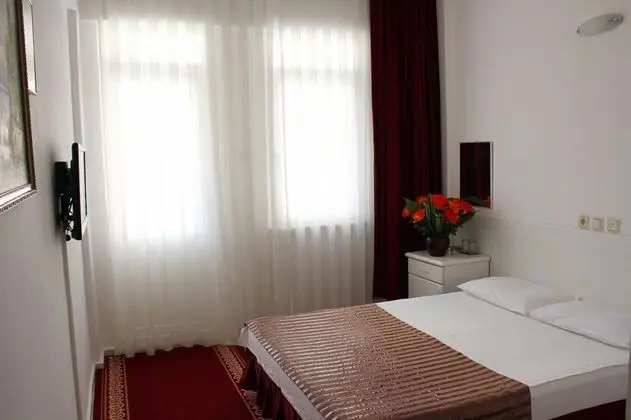 Standart Oda, Şehir Manzaralı