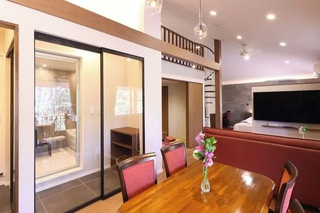Premium Oda, Sigara İçilmez (Chic Modern Suite)