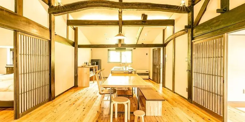 Traditional Ev, Sigara İçilmez (Private Vacation)