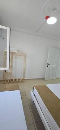 Geniş Aile Odası, Manzarasız, Ortak Teraslı