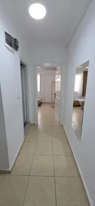 Geniş Aile Odası, Manzarasız, Ortak Teraslı