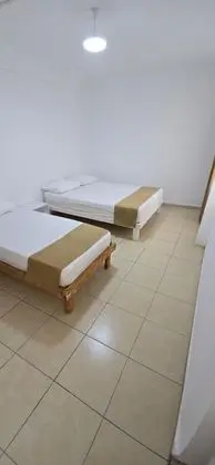 Geniş Aile Odası, Manzarasız, Ortak Teraslı