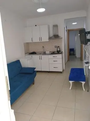 Küçük Apart