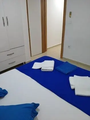 Küçük Apart