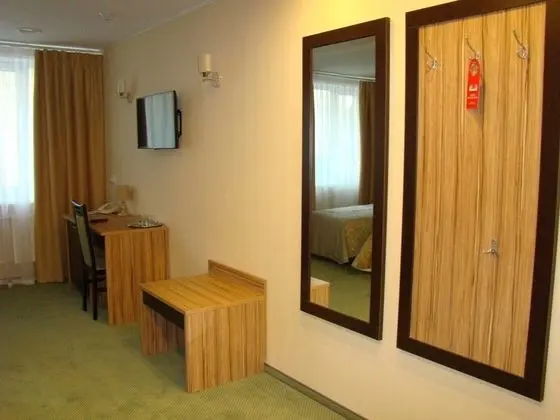 Standard Tek Büyük Yataklı Oda