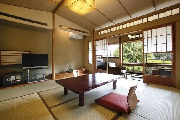Standard Oda (Standard, 2nd floor)