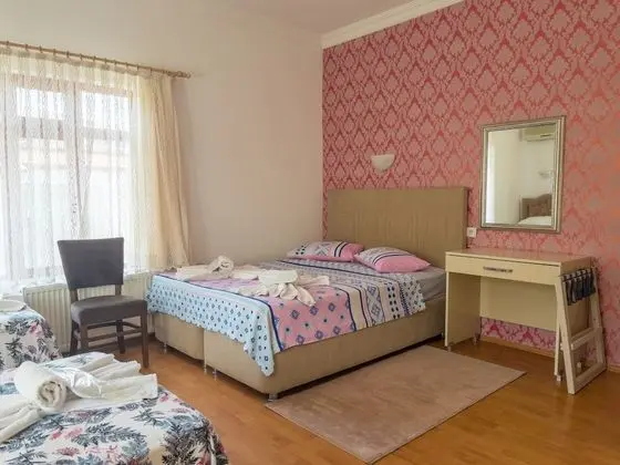 Family Dört Kişilik Oda