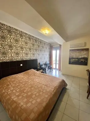 Tek Büyük veya İki Ayrı Yataklı Oda