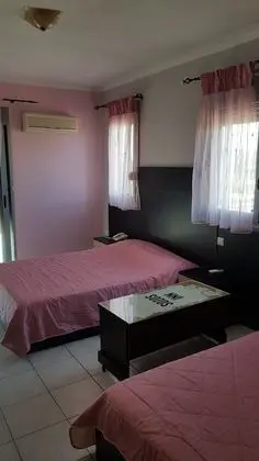 Üç Kişilik Oda
