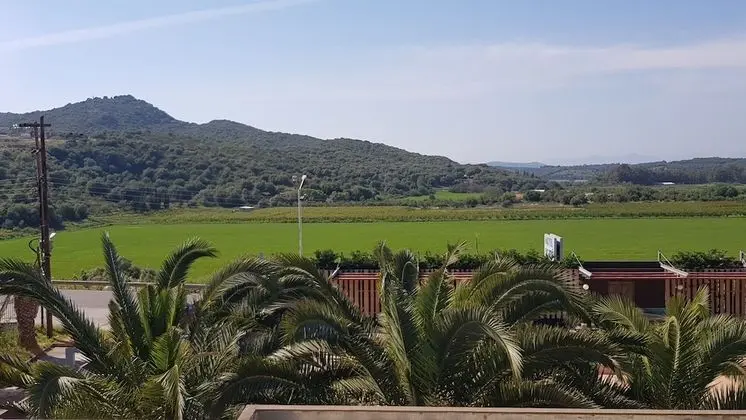 Üç Kişilik Oda