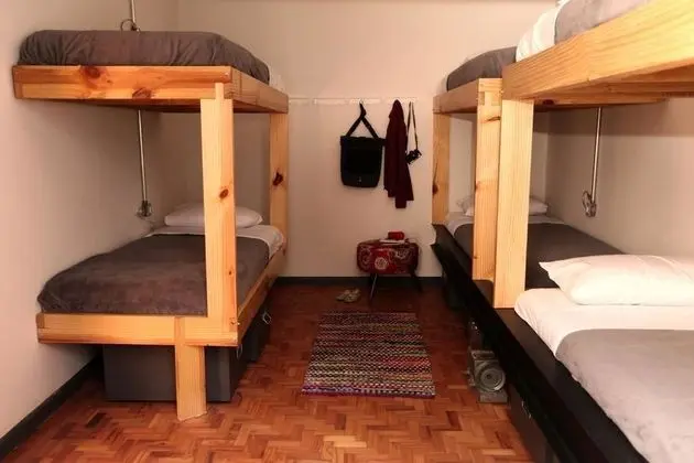 Ortak Ranzalı Oda, Karma Ranzalı Oda