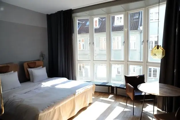Deluxe Double with Panoramic Window