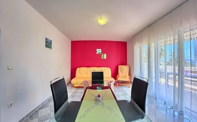 Comfort Apart Daire, 2 Yatak Odası, Teras, Bahçe Manzaralı