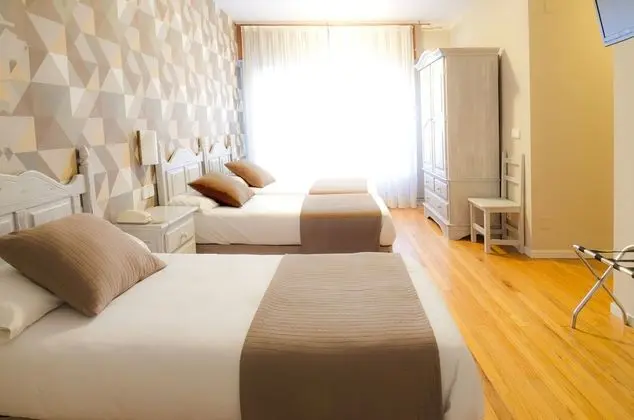 Tek Büyük Yataklı Oda (with extra bed)