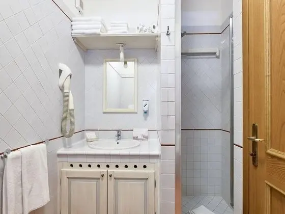 Standard Oda, 1 Çift Kişilik Yatak, Bahçe Manzaralı, Zemin Kat