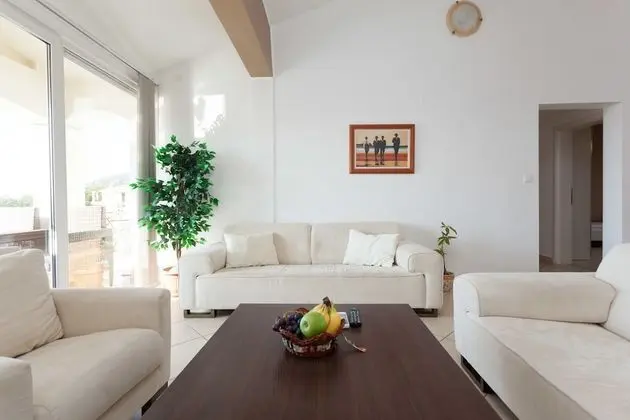 Standard Apart Daire, 2 Yatak Odası, Teras, Havuz Manzaralı (Gallery)