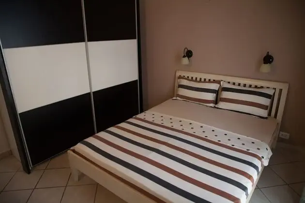 Standard Apart Daire, 2 Yatak Odası, Teras, Havuz Manzaralı (Gallery)