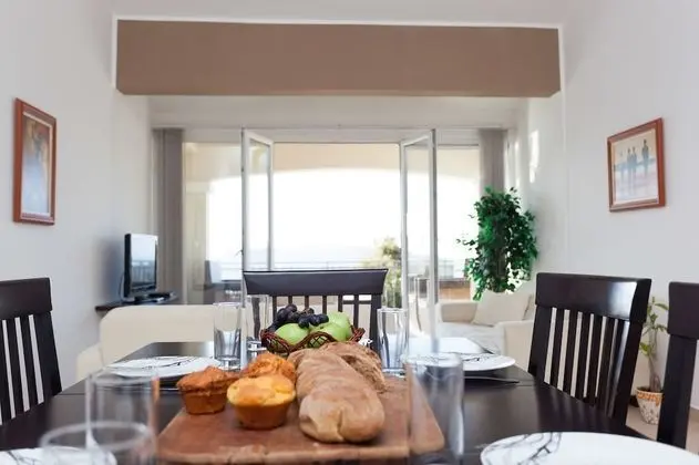 Standard Apart Daire, 2 Yatak Odası, Teras, Havuz Manzaralı (Gallery)