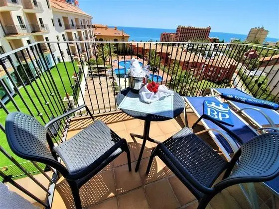 Apart Daire, 1 Yatak Odası, Havuz Manzaralı (2 adults and 2 children)
