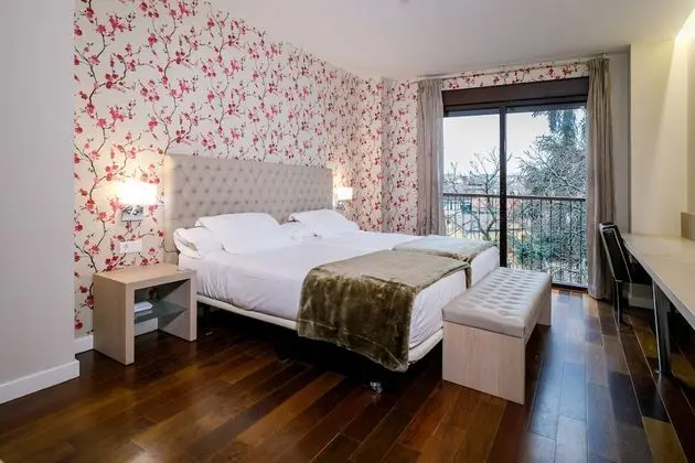 Superior Tek Büyük Yataklı Oda