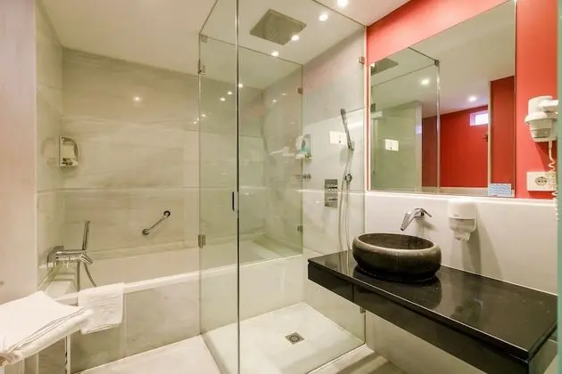 Superior Tek Büyük Yataklı Oda