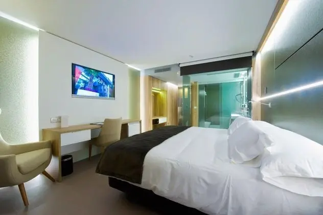 Premium Oda (1 Person)