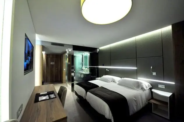 Premium Oda (3 People)