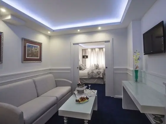 Junior Süit, Birden Çok Yatak, Jakuzi, Vadi Manzaralı