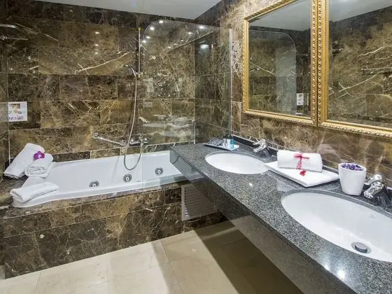 Royal Süit, Birden Çok Yatak, Teras, Vadi Manzaralı