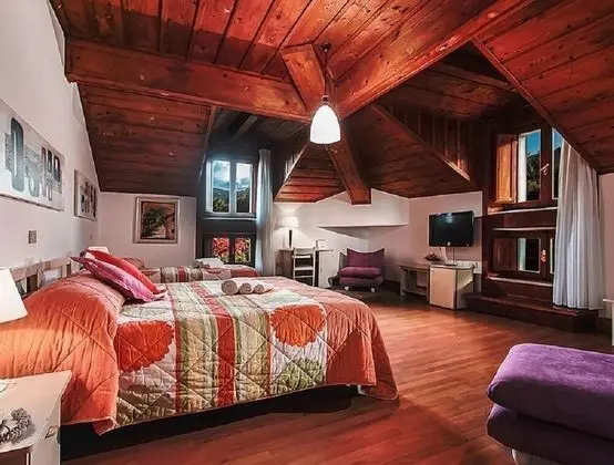 Tek Büyük Yataklı Oda