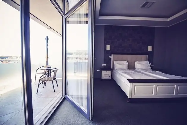 Suite 4 Stars