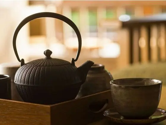 İki Ayrı Yataklı Oda, Sigara İçilmez, Nehir Manzaralı