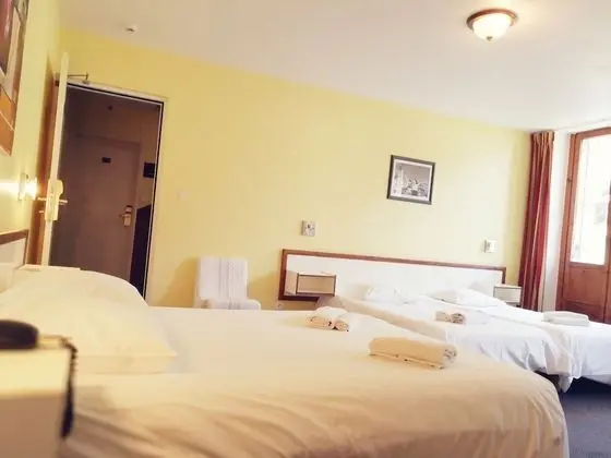 Standard Dört Kişilik Oda