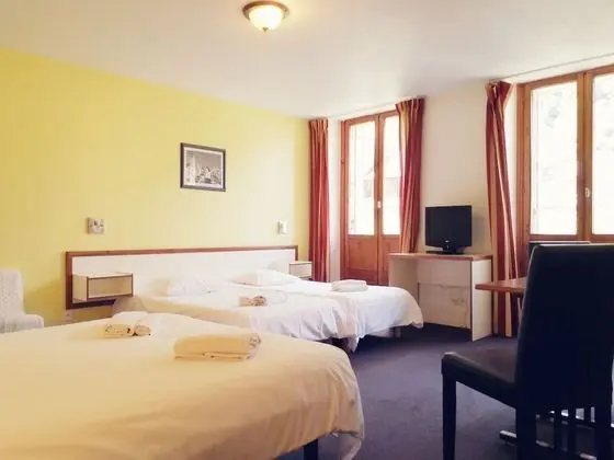 Standard Dört Kişilik Oda