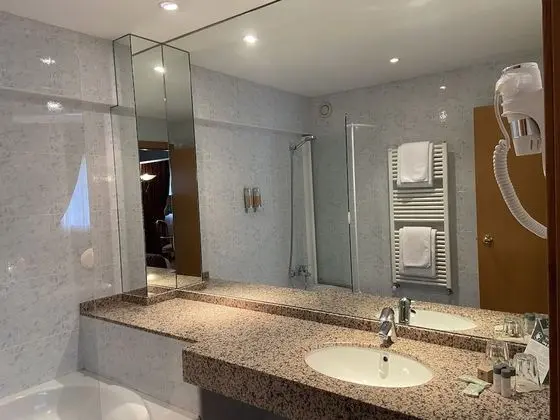 Junior Süit, 1 Çift Kişilik Yatak