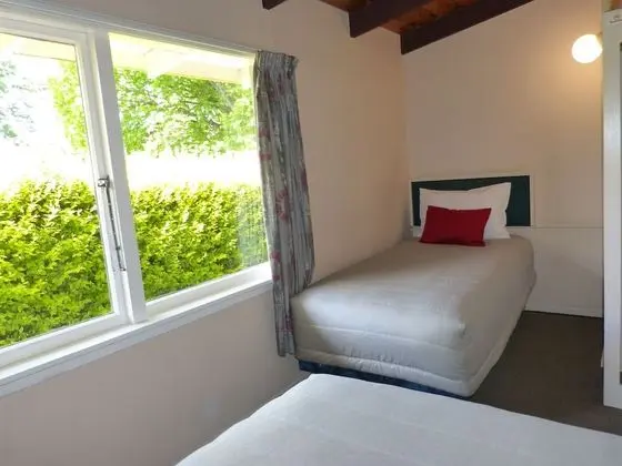 One Bedroom Apartment Downstairs