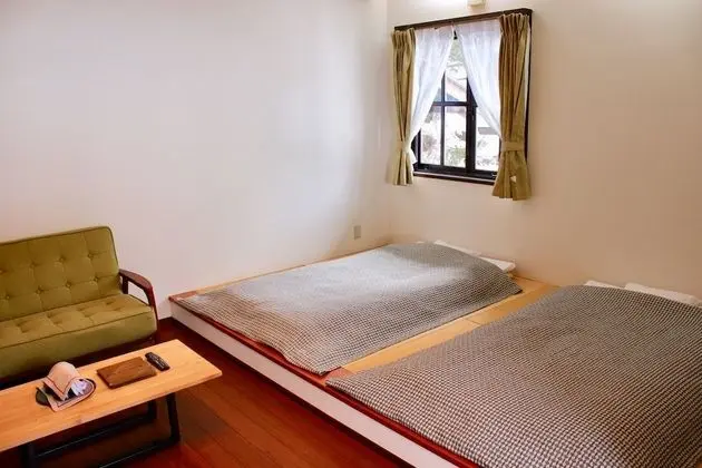 Traditional Oda (Japanese Western Style with Wood Deck)