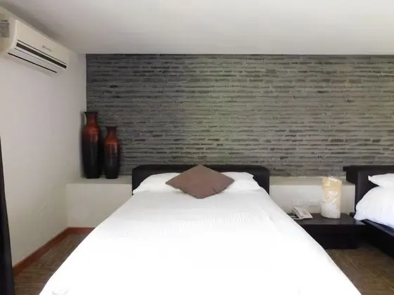 Luxury Tek Büyük Yataklı Oda