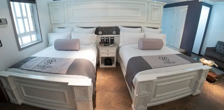 Junior Suite Two Queen Beds