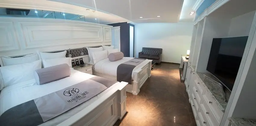 Junior Suite Two Queen Beds
