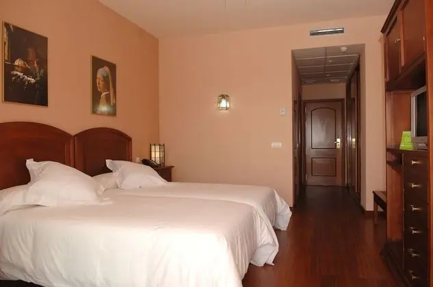 Family Üç Kişilik Oda