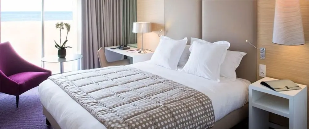 Deluxe Tek Büyük veya İki Ayrı Yataklı Oda, Deniz Manzaralı