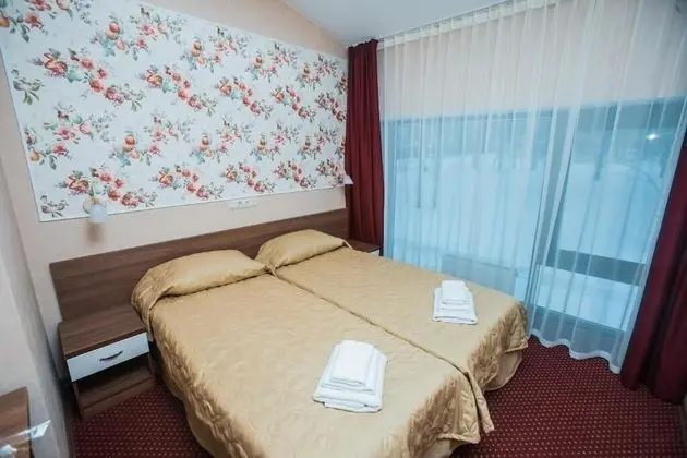 Standard Tek Büyük veya İki Ayrı Yataklı Oda