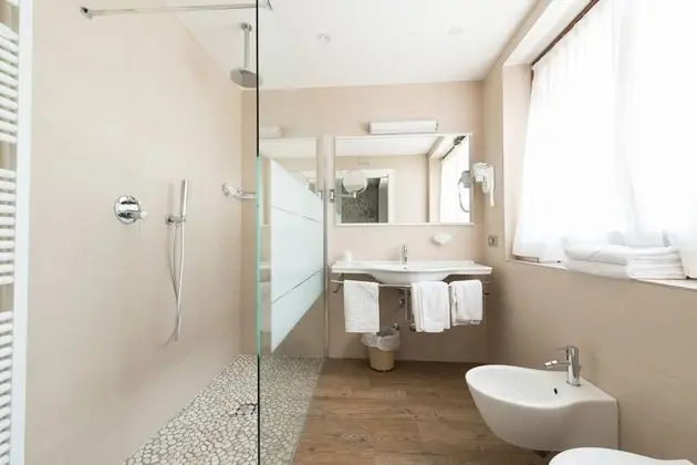 Design Tek Büyük Yataklı Oda