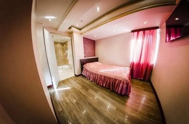 Deluxe Dört Kişilik Oda