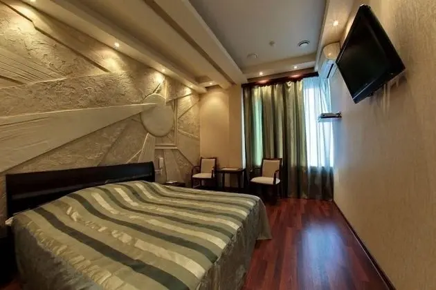 Deluxe Tek Büyük Yataklı Oda