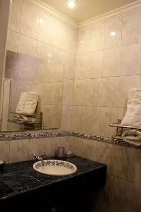 Superior Tek Büyük Yataklı Oda, 1 Büyük (Queen) Boy Yatak, Özel Banyo, Kısmi Deniz Manzarası