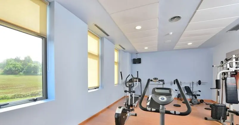 Büyük Yataklı Tek Kişilik Oda