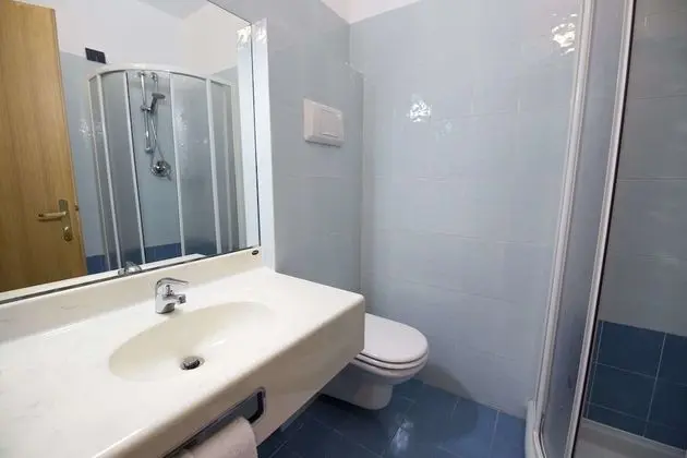 İki Ayrı Yataklı Oda, 2 Tek Kişilik Yatak