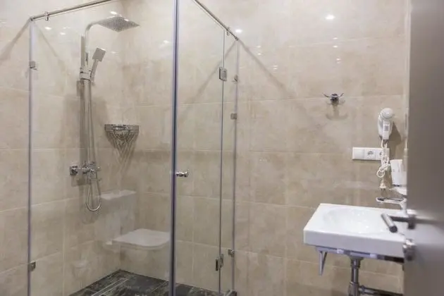 Standard Tek Büyük veya İki Ayrı Yataklı Oda